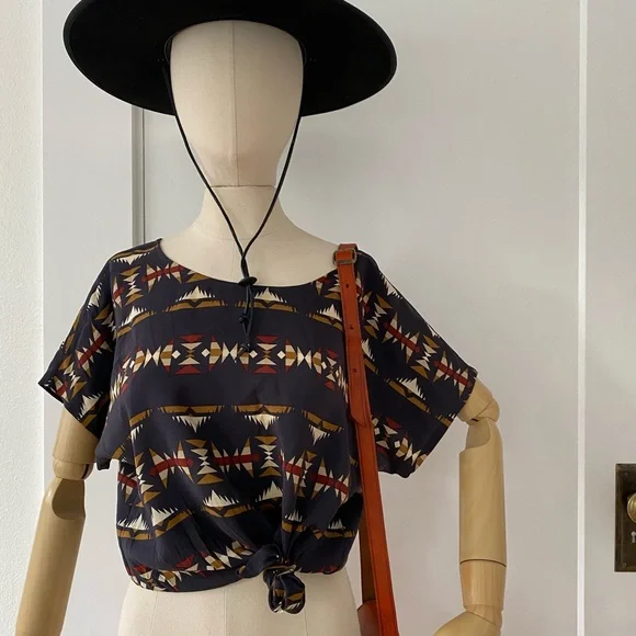 Pendleton Portland Collection Silk Top- RARE - Picture 1 of 5